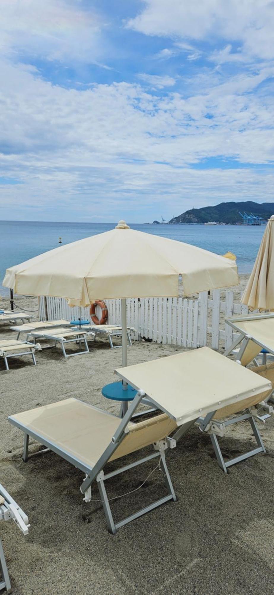 Vista Mare Savona Apartment Exterior photo